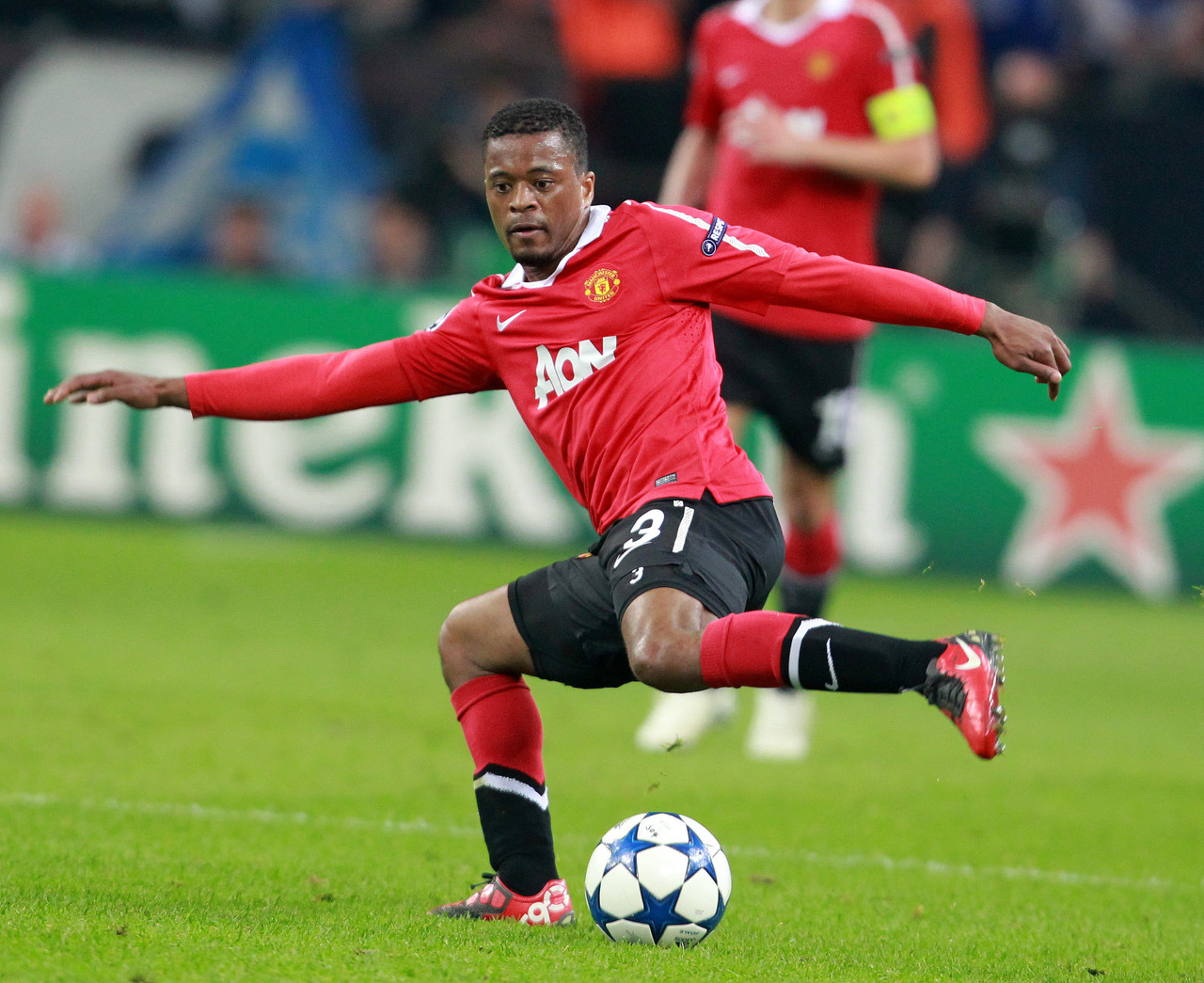 密配合更是 密配合更是